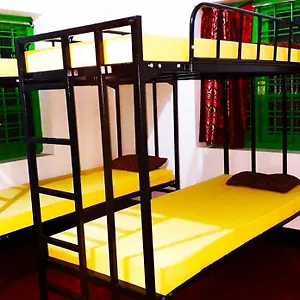  Hostel Seenu's Pg